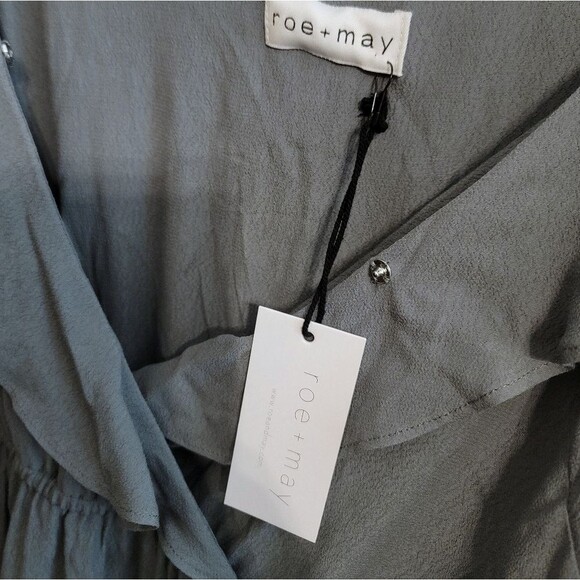 Roe + May Gray Ruffle Hanging Cold Shoulder Sleeve Vivi Mini Dress Size Large - Picture 6 of 11